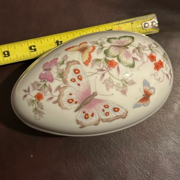 Avon butterfly egg trinket dish - Picture 6 of 10